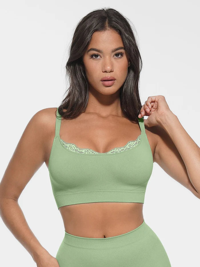 Seamless bralette with round neckline and smooth back