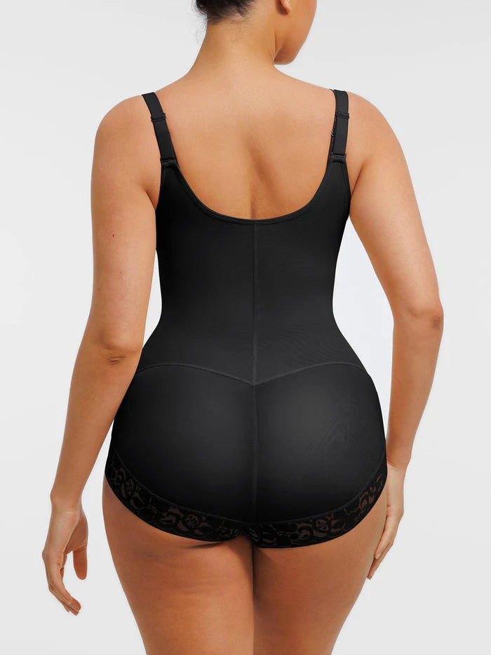 Shaping bodysuit with U-shaped bust and zipper