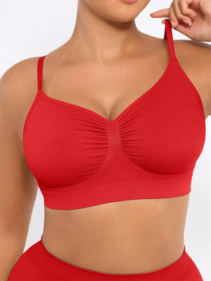 Seamless shaping bra with support