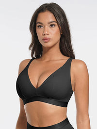 Comfortable V-neck modal bralette with pads