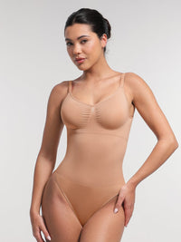 Seamless shaping thong