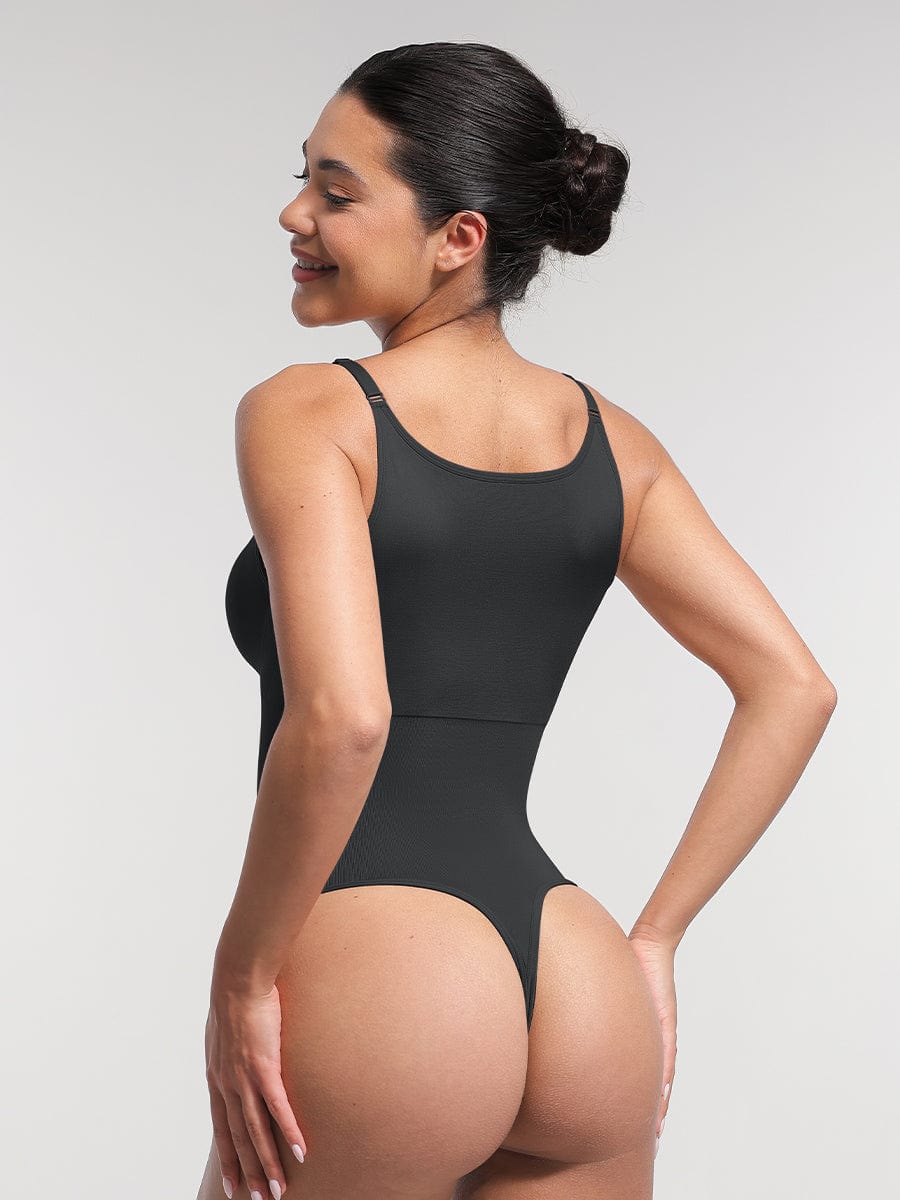 Seamless shaping thong
