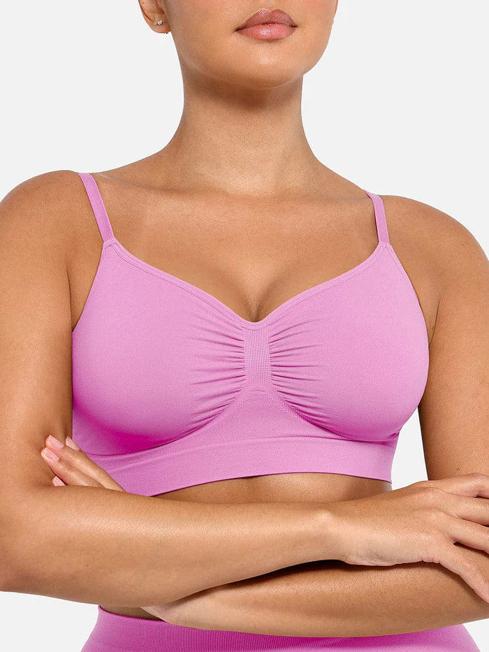 Seamless shaping bra with support