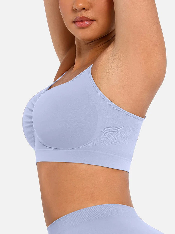 Seamless shaping bra with support